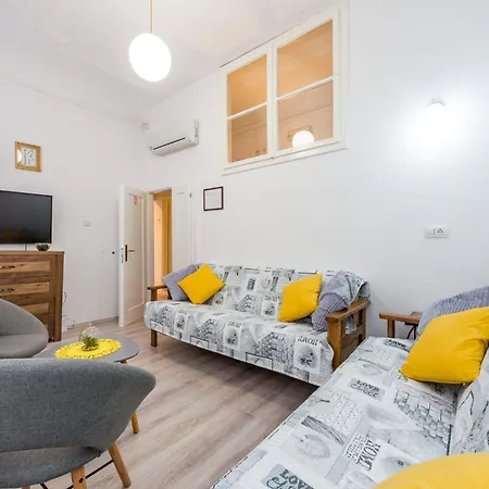 Apartment Old Town Finest - Two-bedroom 4 2 Adults - Lucarica 4 Street First Floor Dubrovnik